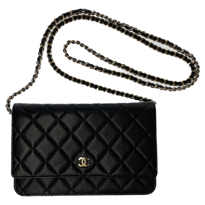 CHANEL シャネル ショルダーバッグラムスキン