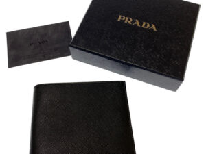 PRADA プラダ 2MO513 二つ折り財布 札入れ ブラック 箱付き 買い取りました！