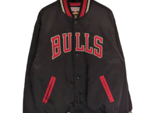 Mitchell & Ness ミッチェルアンドネス スタジャン Chicago Bulls シカゴ・ブルズ ブラック Lサイズ 買い取りました！