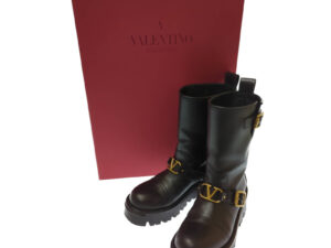 Valentino Garavani ヴァレンティノ ガラヴァーニ WW2S0CC9 ショートブーツ ブラック サイズ36 23cm 買い取りました！